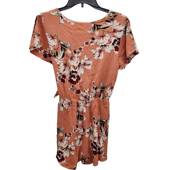 Everly Women's Peach Faux Wrap Tie Front Floral Print Romper Size S - Picture 7 of 8